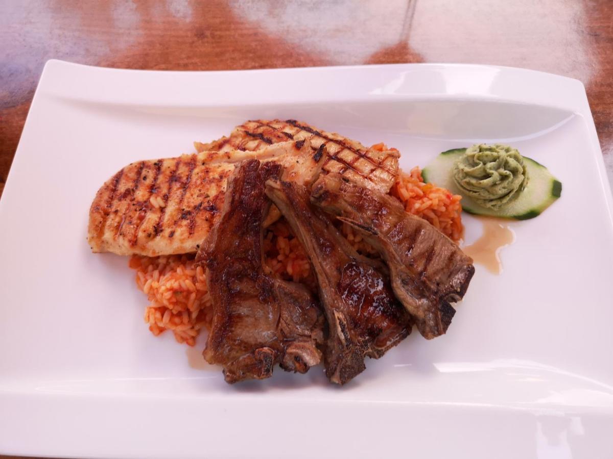 Tuniberg Restaurant Hotel Freiburg im Breisgau Eksteriør bilde