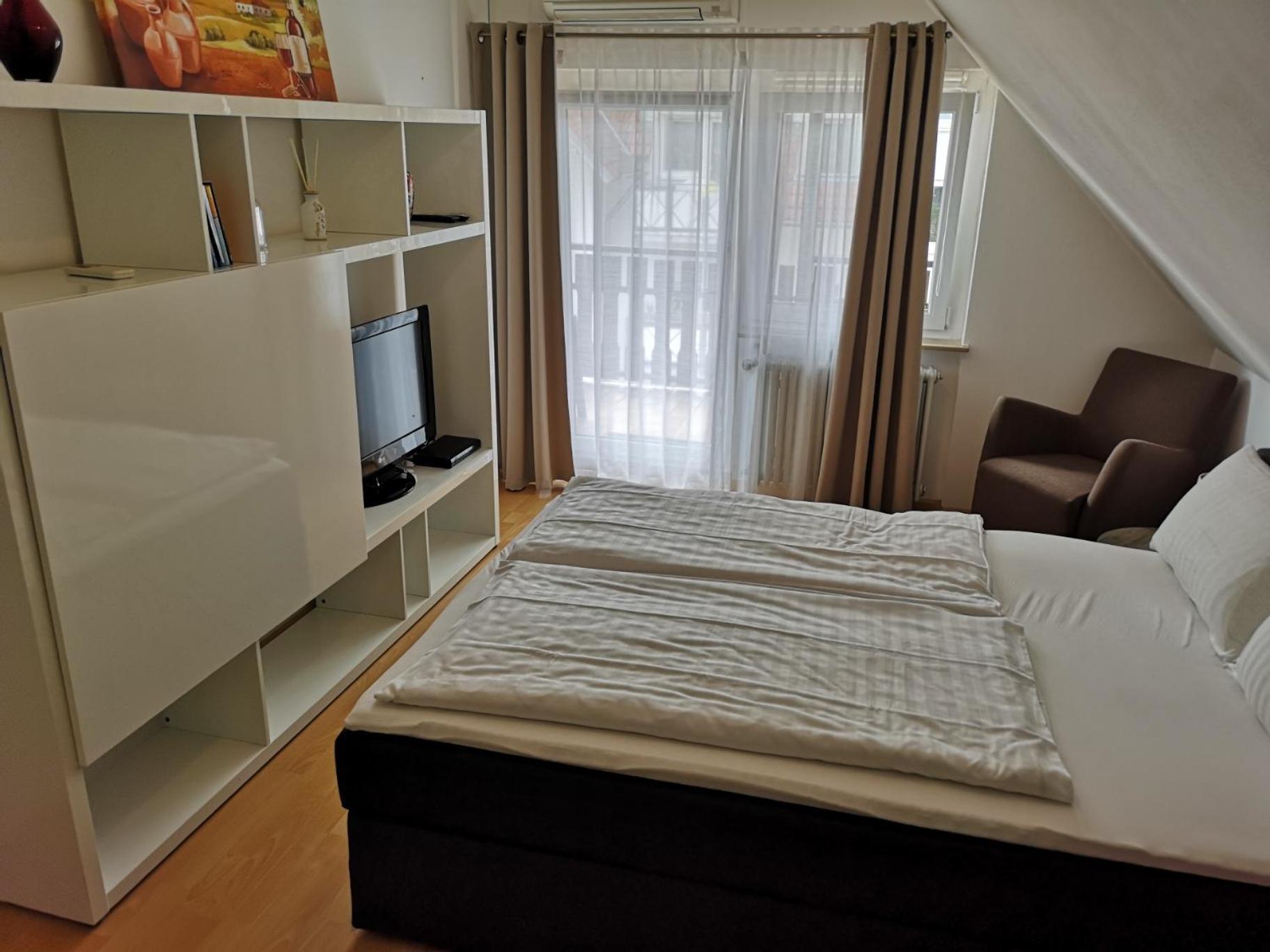 Tuniberg Restaurant Hotel Freiburg im Breisgau Eksteriør bilde