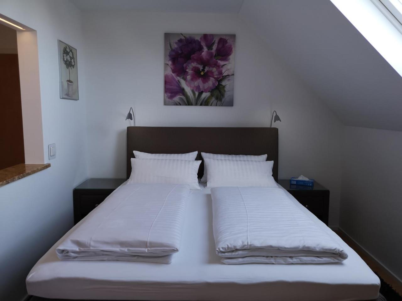 Tuniberg Restaurant Hotel Freiburg im Breisgau Eksteriør bilde